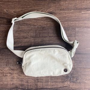Lululemon belt bag